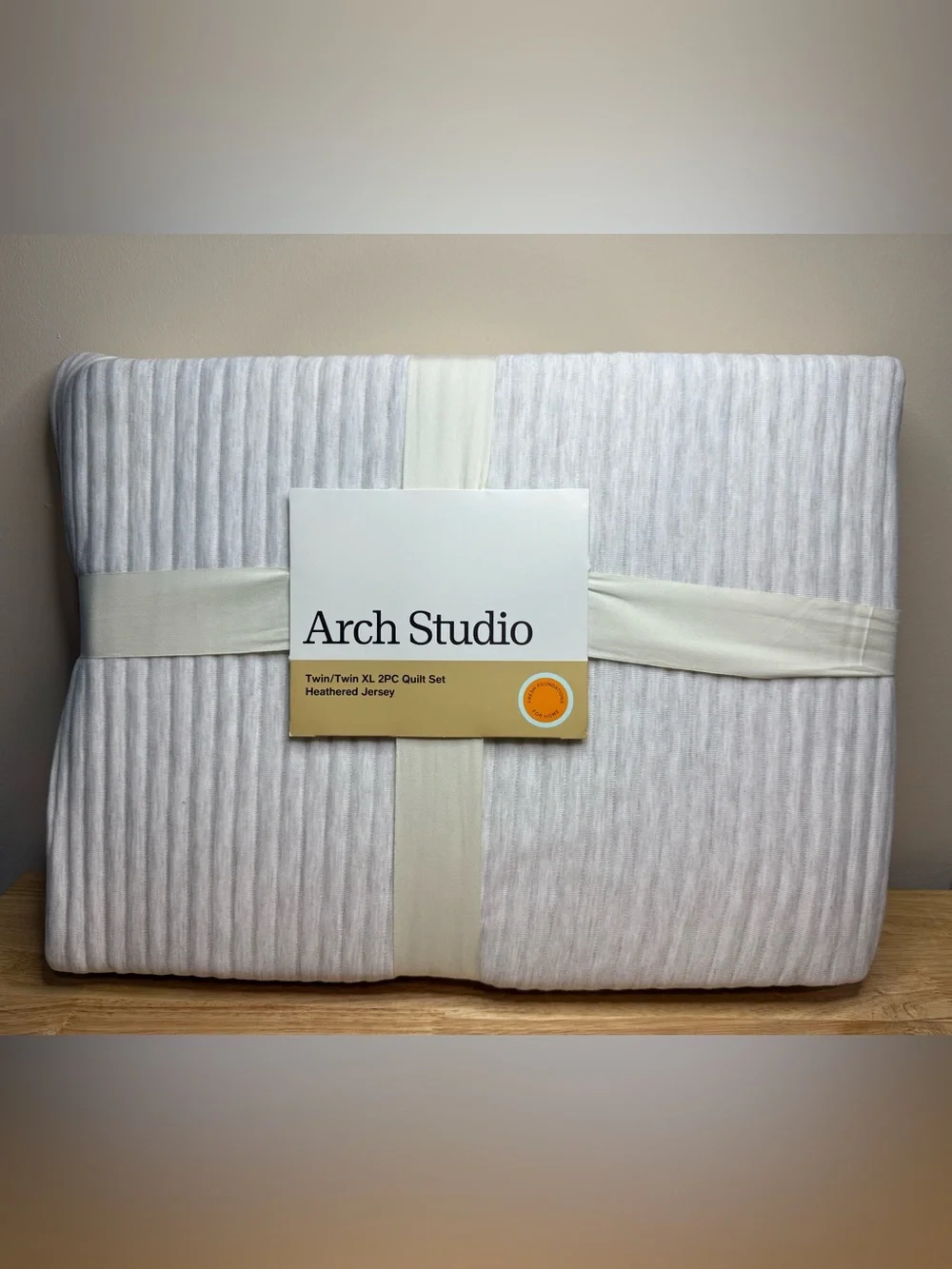 Arch Studio Jersey Quilt Set Heather White NWT $120